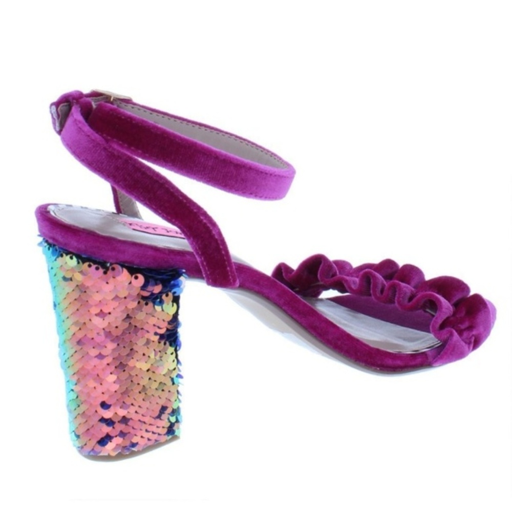 Betsey Johnson Iliana Velvet Sequin Magenta Sandals Size 6 NWT - Picture 3 of 5